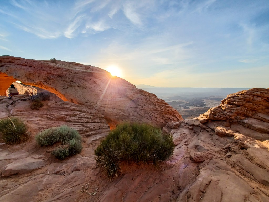 mesa arch sunrise moab utah